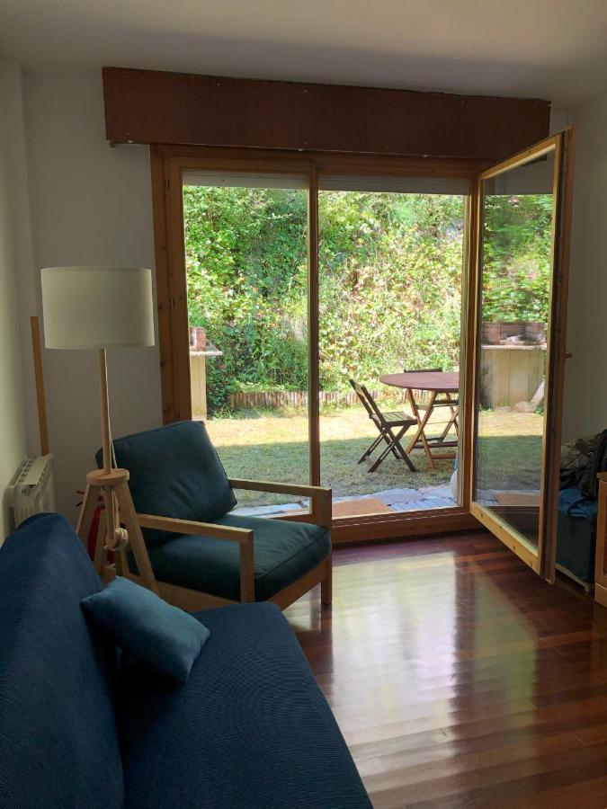 Casa De Claudia Comillas- Jardin Privado - A 10 Metros Del Capricho De Gaudi Екстериор снимка