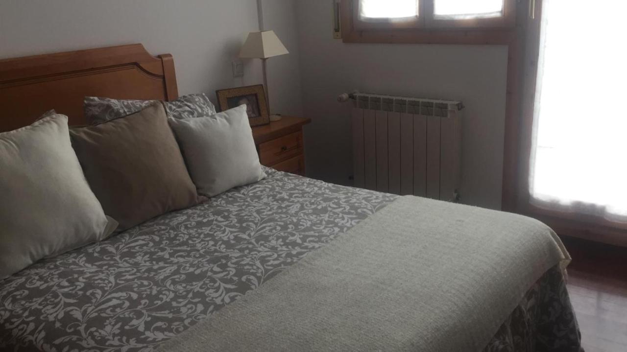 Casa De Claudia Comillas- Jardin Privado - A 10 Metros Del Capricho De Gaudi Екстериор снимка